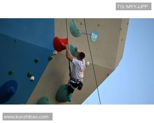 西安飞盘队在世界攀岩锦标赛中以82分稳居积分榜首位